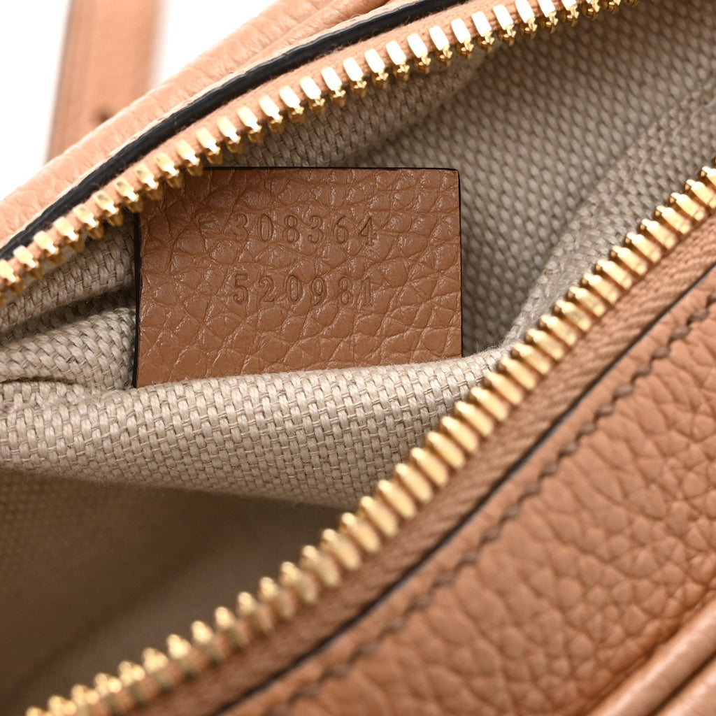 Pebbled Calfskin Small Soho Disco Bag Camelia