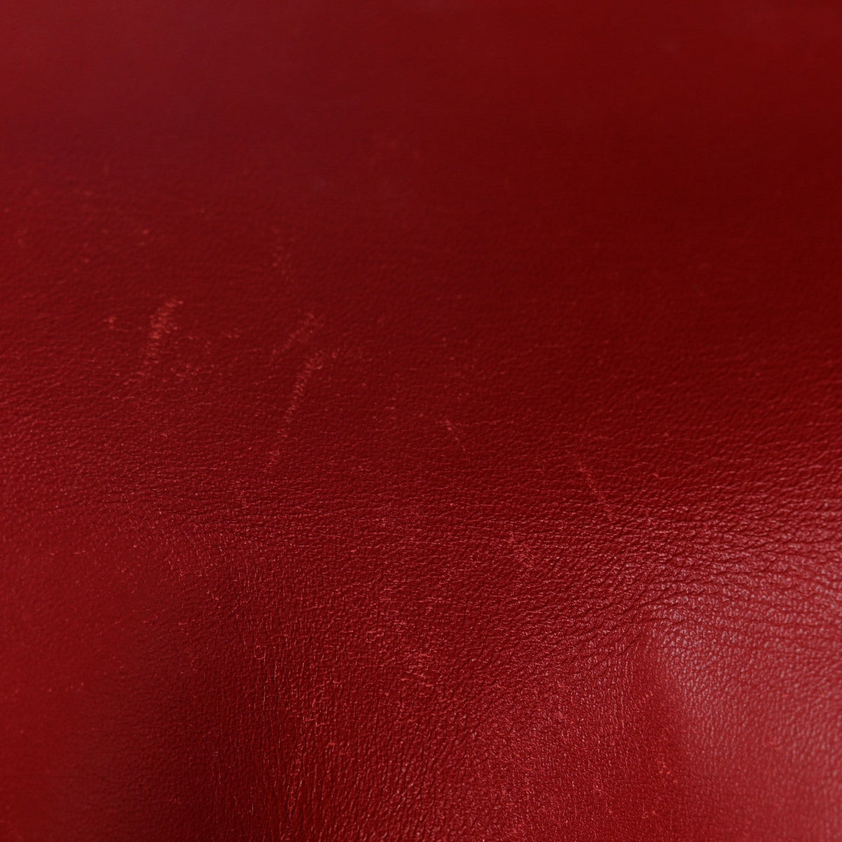 Calfskin Matelasse Super Mini GG Marmont Shoulder Bag Hibiscus Red
