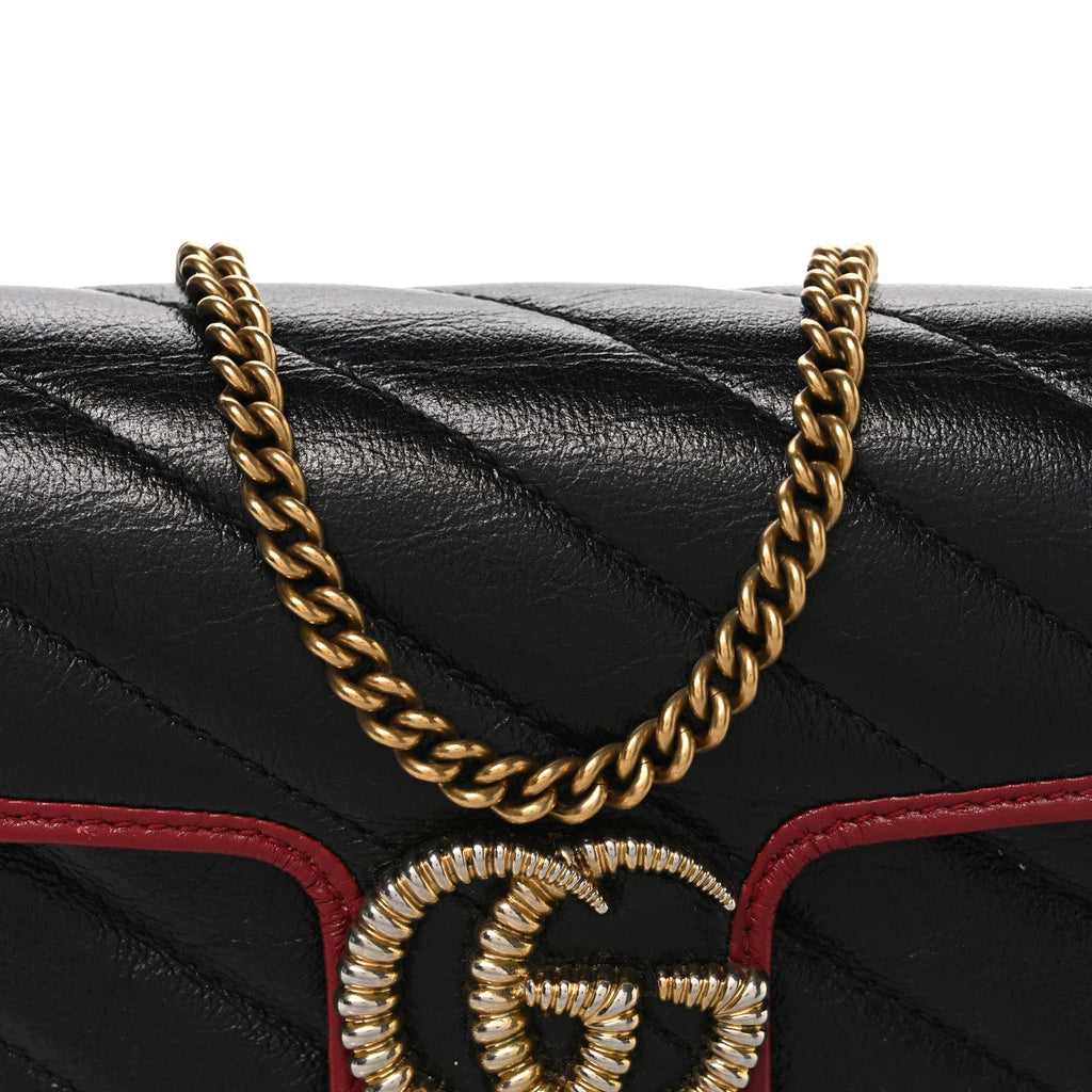 Vintage Effect Calfskin Matelasse Diagonal Super Mini Torchon GG Marmont Shoulder Bag Black Romantic Cherry
