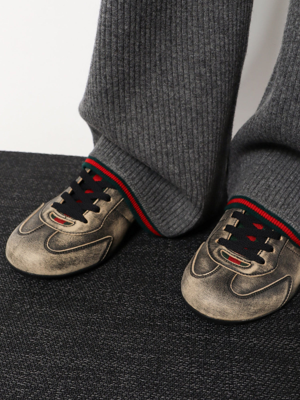 Gucci Shift Délavé Leather Sneakers Grey