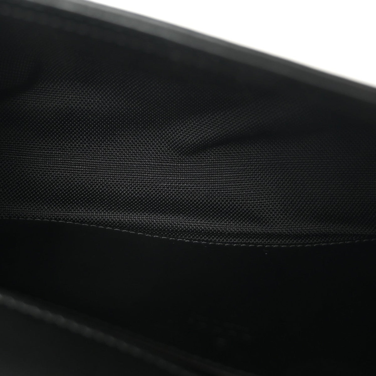 Calfskin Matelasse Monochrome Mini GG Marmont Shoulder Bag Black