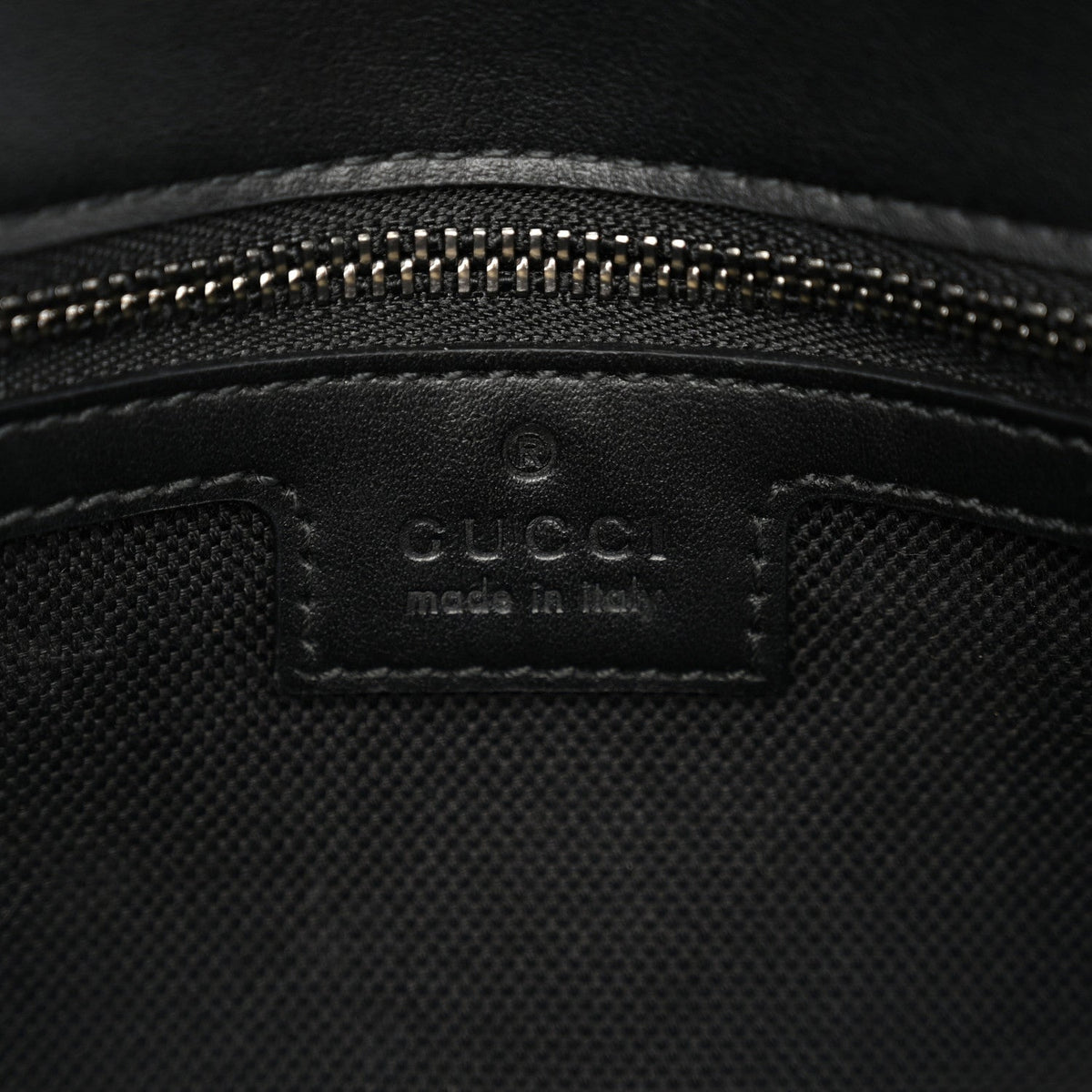 Calfskin Matelasse Monochrome Small GG Marmont Shoulder Bag Black