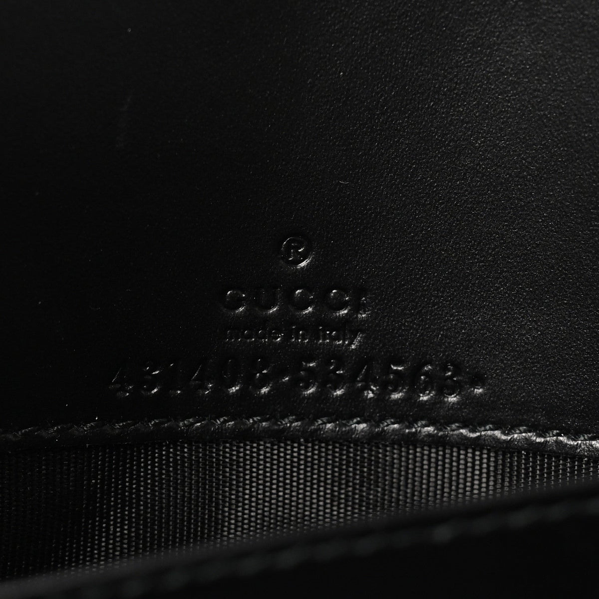 Guccissima Signature Bowy Chain Wallet Black