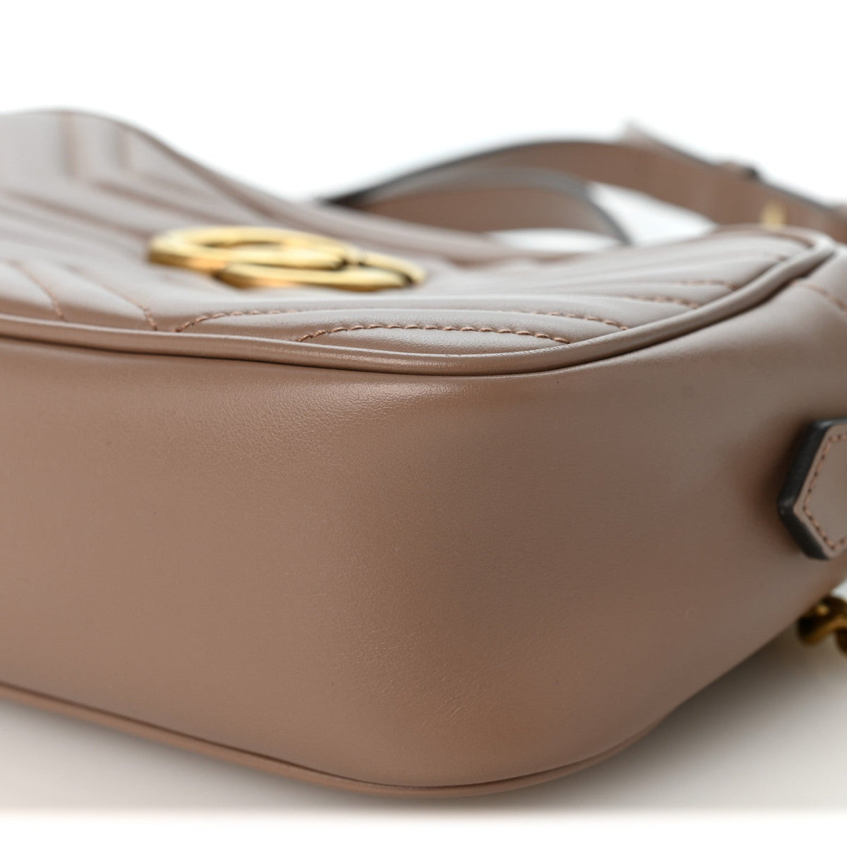 Calfskin Matelasse Small GG Marmont Chain Shoulder Bag Porcelain Rose