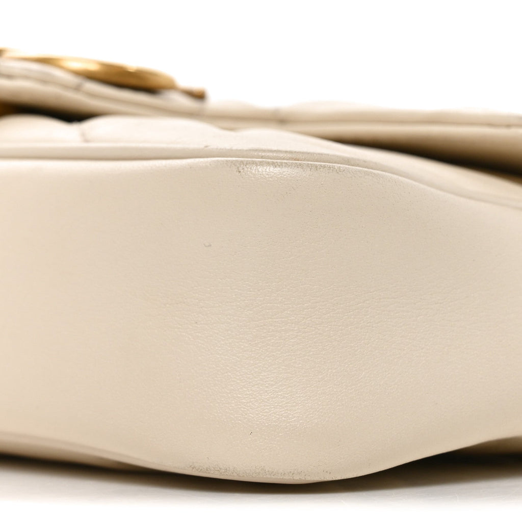 Calfskin Matelasse Super Mini GG Marmont Shoulder Bag White