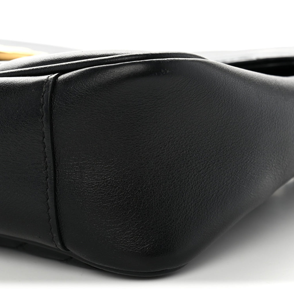Calfskin Matelasse Medium GG Marmont Shoulder Bag Black