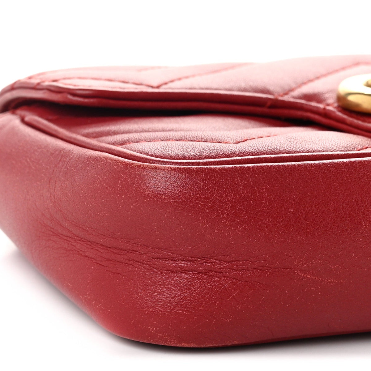 Calfskin Matelasse Super Mini GG Marmont Shoulder Bag Hibiscus Red
