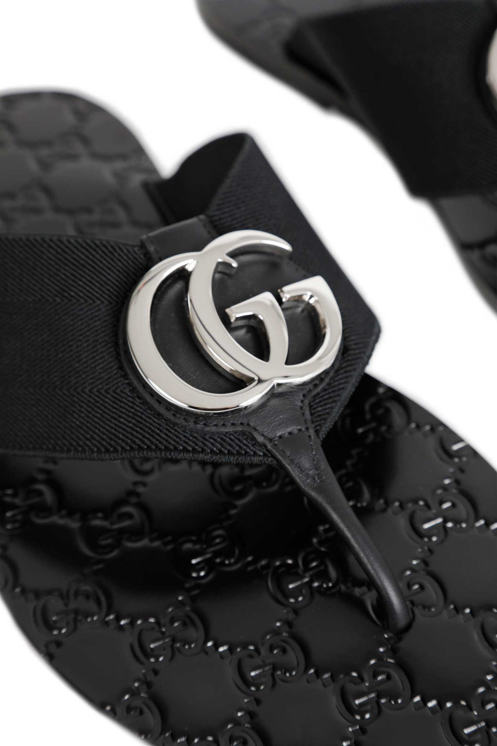 Riviera thong sandals
