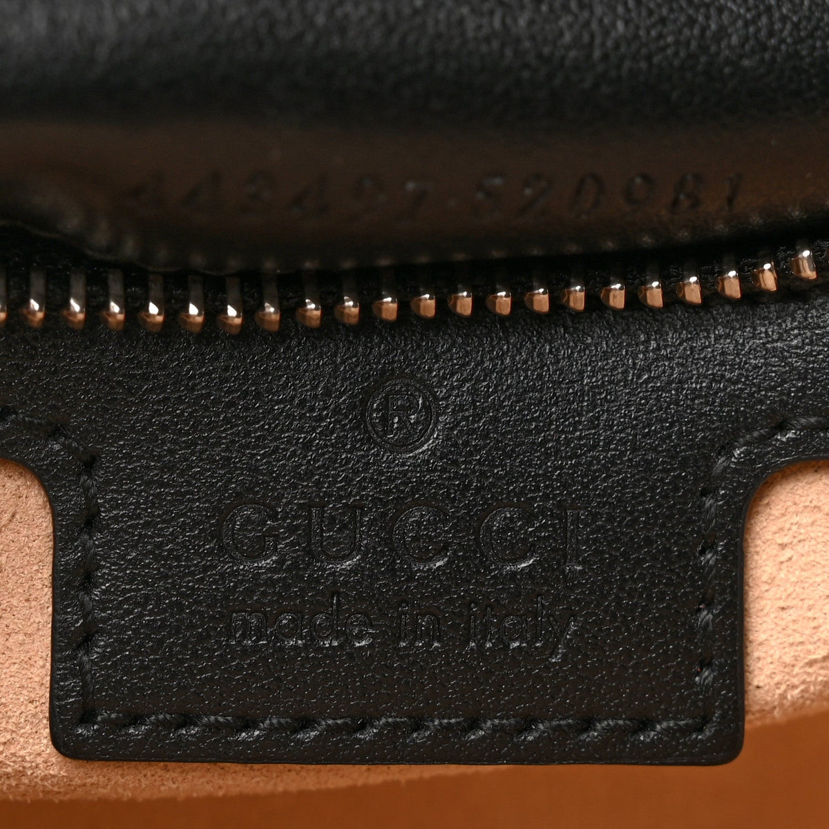 Calfskin Matelasse Aria Small GG Marmont Shoulder Bag Black