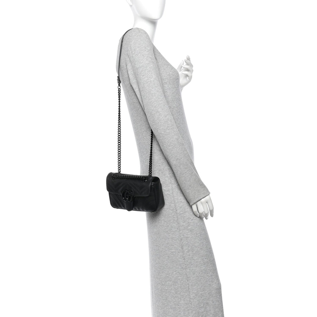 Calfskin Matelasse Monochrome Mini GG Marmont Shoulder Bag Black