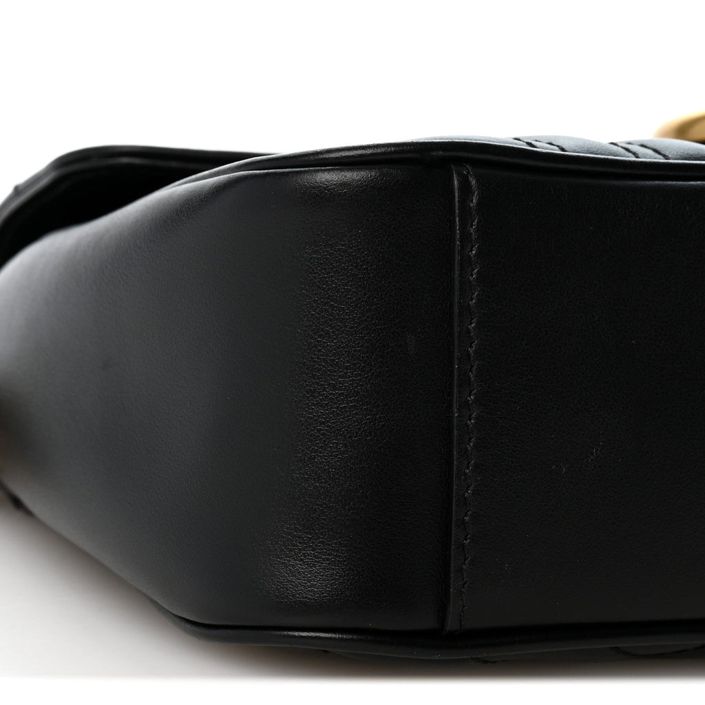 Calfskin Matelasse Medium GG Marmont Shoulder Bag Black