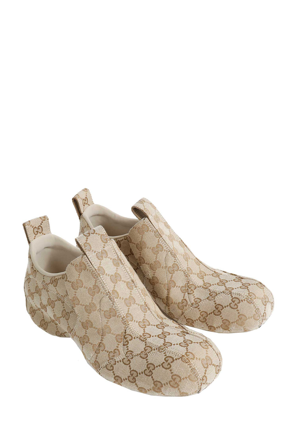 Drip sneaker
