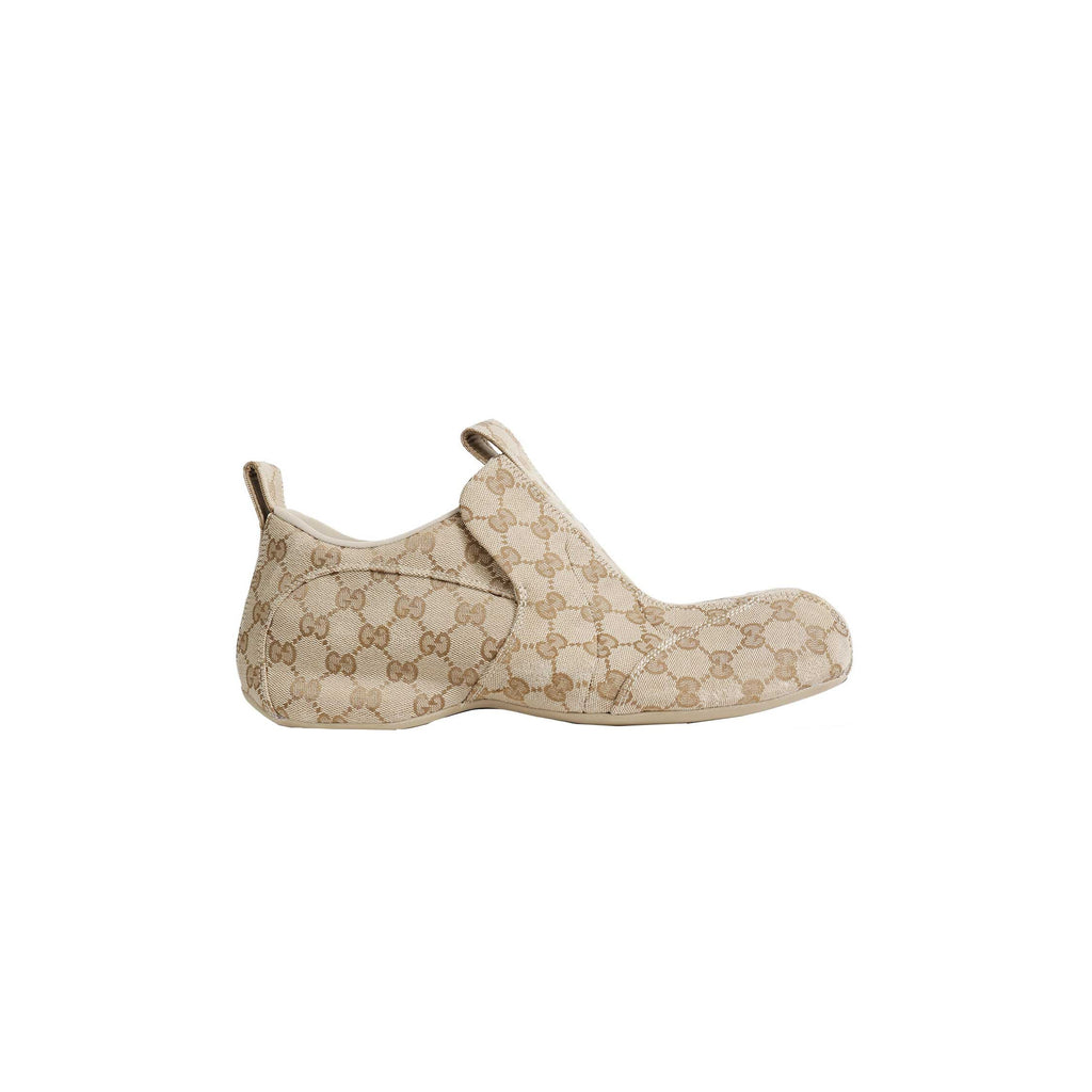 Drip sneaker