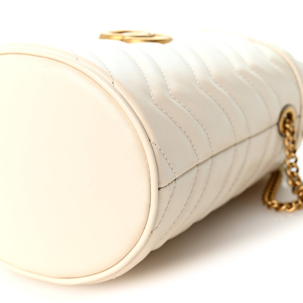 Calfskin Matelasse Mini GG Marmont 2.0 Bucket Bag White