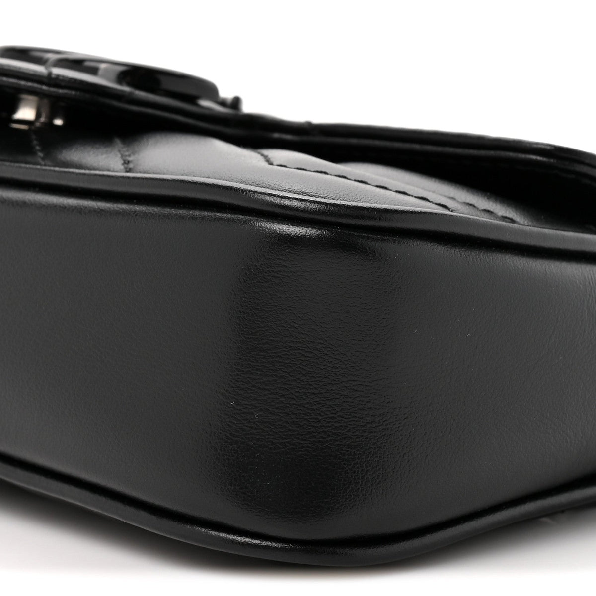 Calfskin Matelasse Monochrome GG Marmont Chain Belt Bag Black