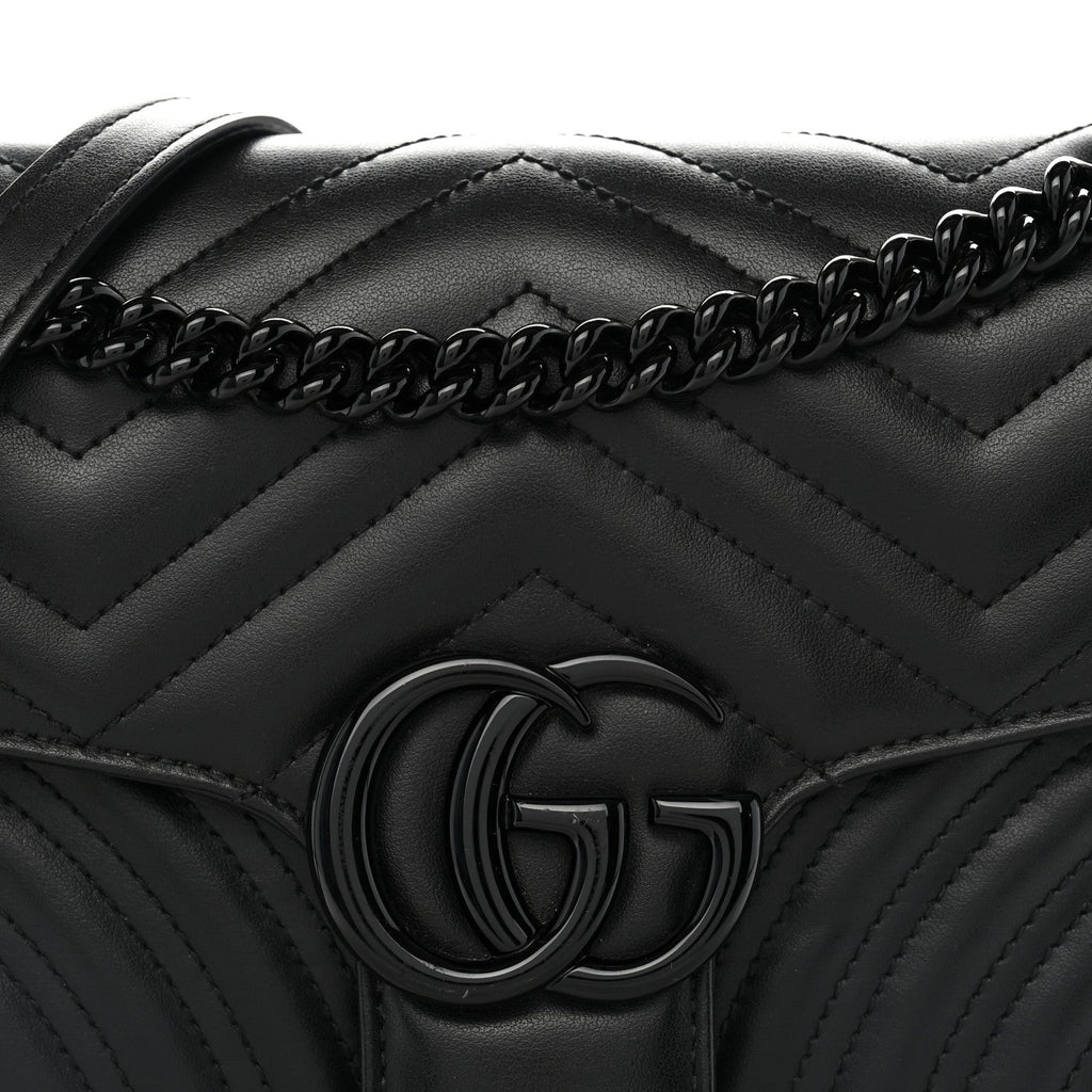 Calfskin Matelasse Monochrome Small GG Marmont Shoulder Bag Black