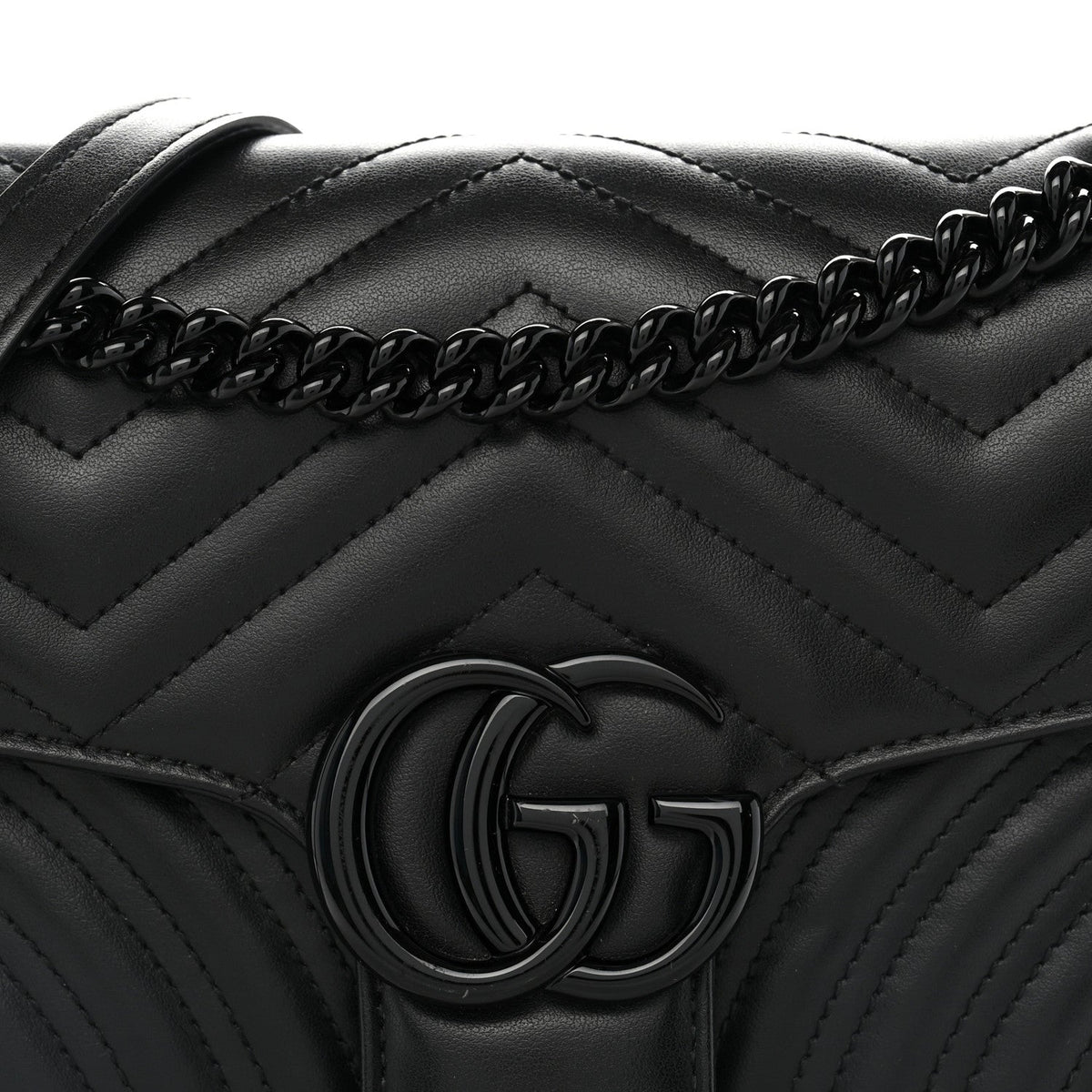 Calfskin Matelasse Monochrome Small GG Marmont Shoulder Bag Black