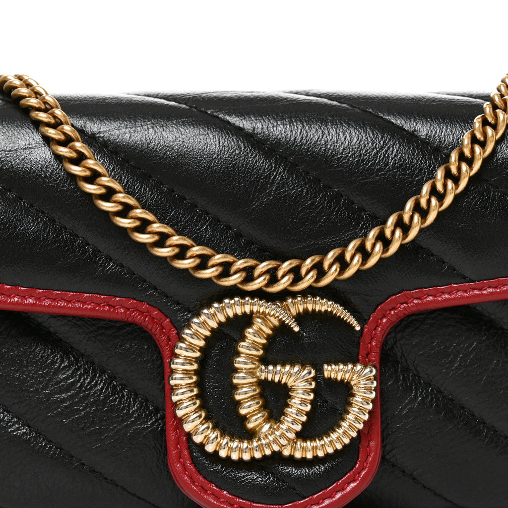 Vintage Effect Calfskin Matelasse Diagonal Super Mini Torchon GG Marmont Shoulder Bag Black Romantic Cherry