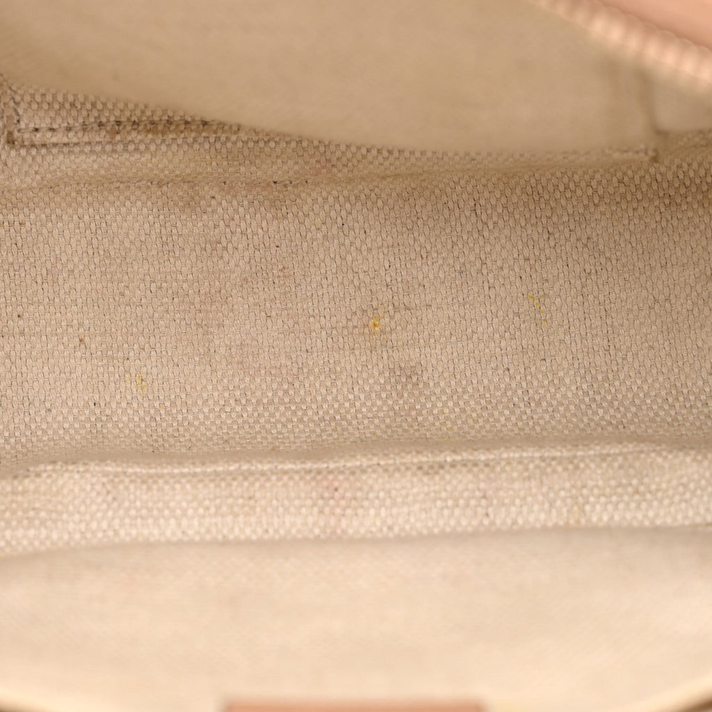 Pebbled Calfskin Small Soho Disco Bag Camelia