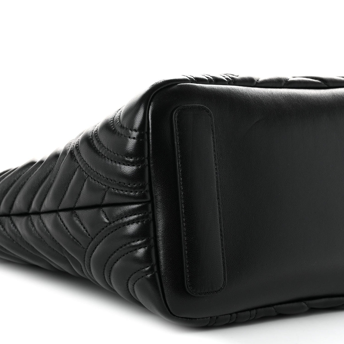 Lambskin Matelasse Medium GG Marmont Betty Tote Bag Black