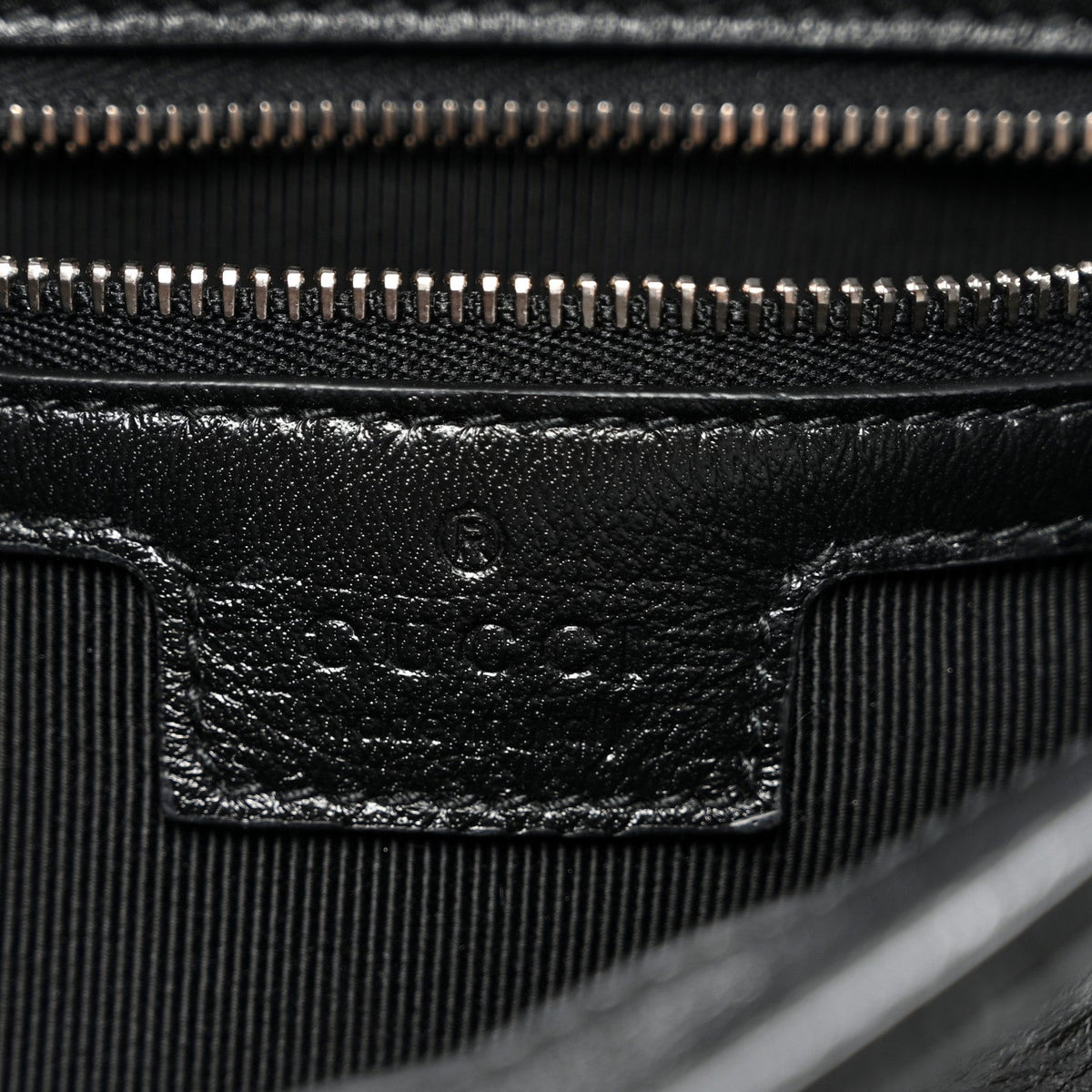 Soft Calfskin Matelasse Medium GG Marmont Shoulder Bag Black