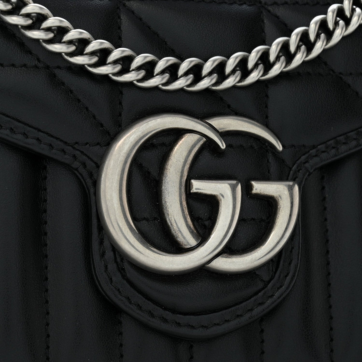 Calfskin Matelasse Aria GG Marmont Chain Wallet Black