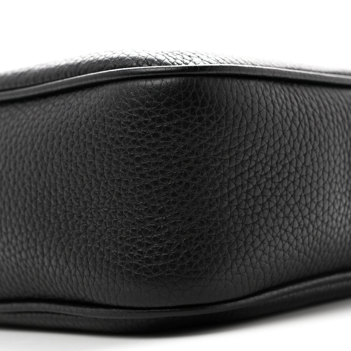 Pebbled Calfskin Small Soho Disco Bag Black