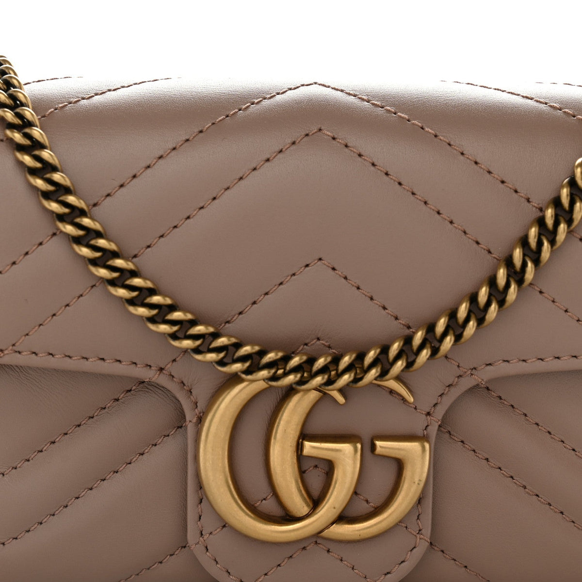 Calfskin Matelasse Super Mini GG Marmont Shoulder Bag Porcelain Rose