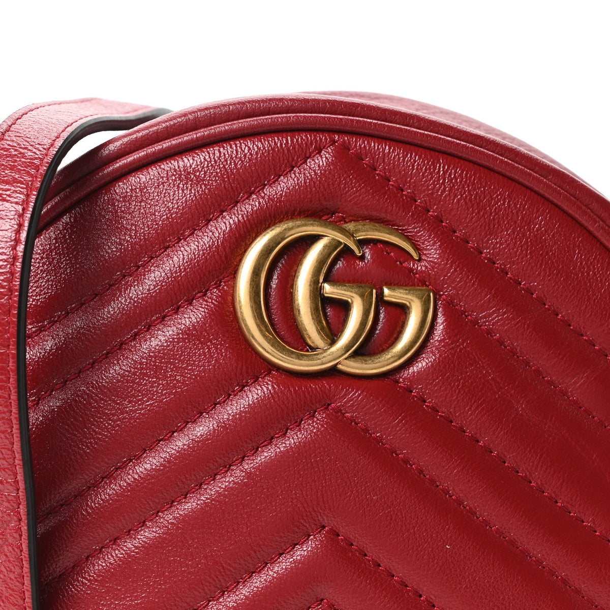 Glazed Calfskin Matelasse Heart Mini GG Marmont Round Shoulder Bag Romantic Cerise