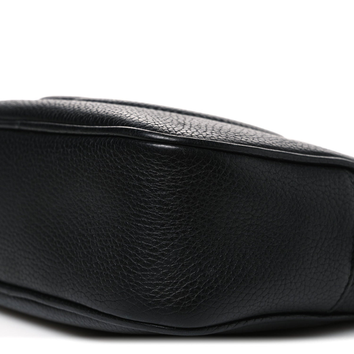 Pebbled Calfskin Small Soho Disco Bag Black