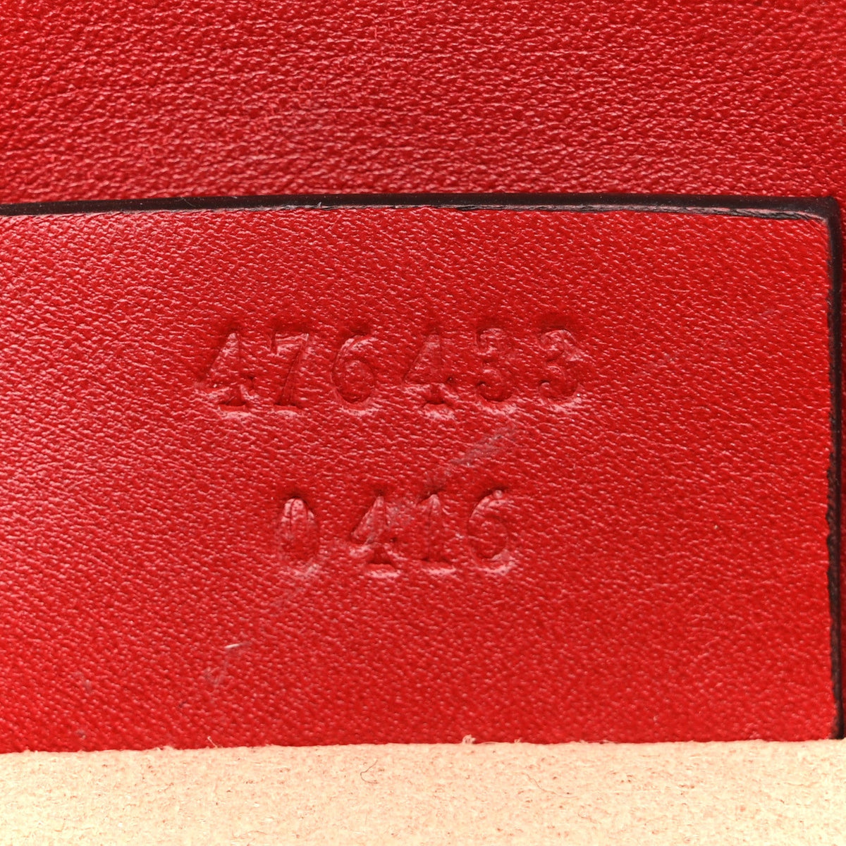 Calfskin Matelasse Super Mini GG Marmont Shoulder Bag Hibiscus Red