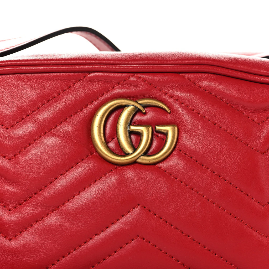 Calfskin Matelasse Mini GG Marmont Chain Shoulder Bag Hibiscus Red