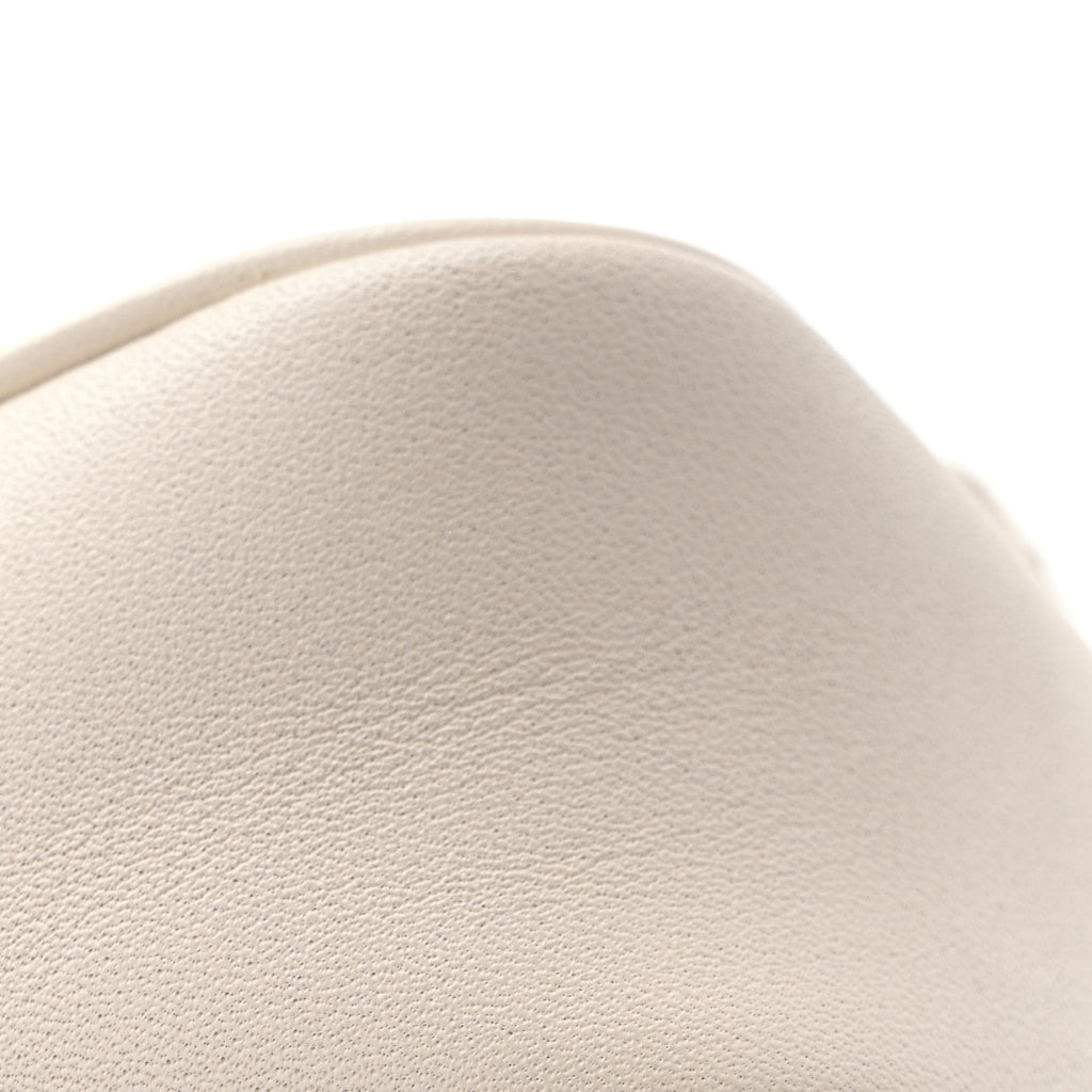 Calfskin Matelasse Super Mini GG Marmont Shoulder Bag White